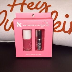 Nail polish kit 🩷